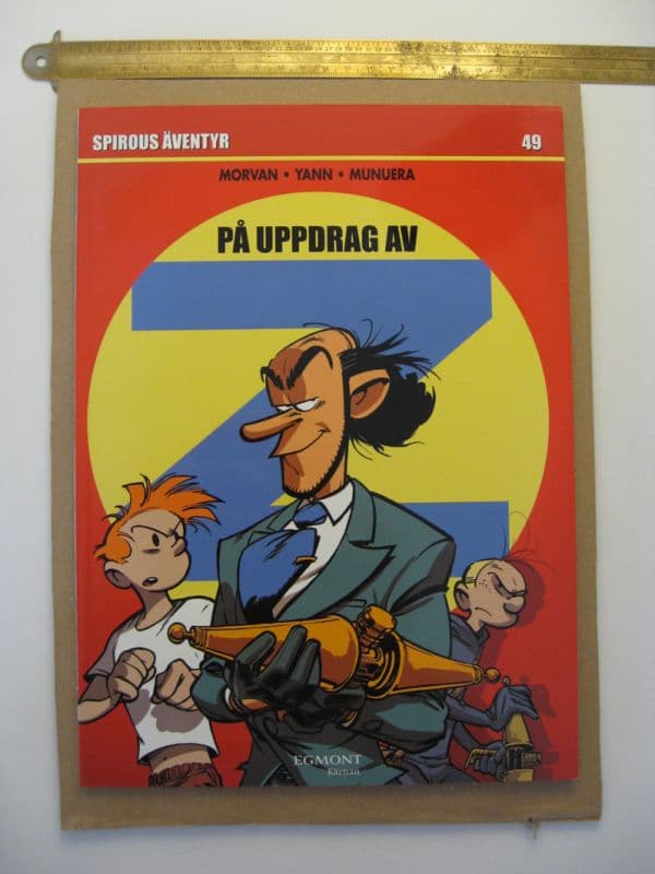 utskuren wellpappskiva med marinal